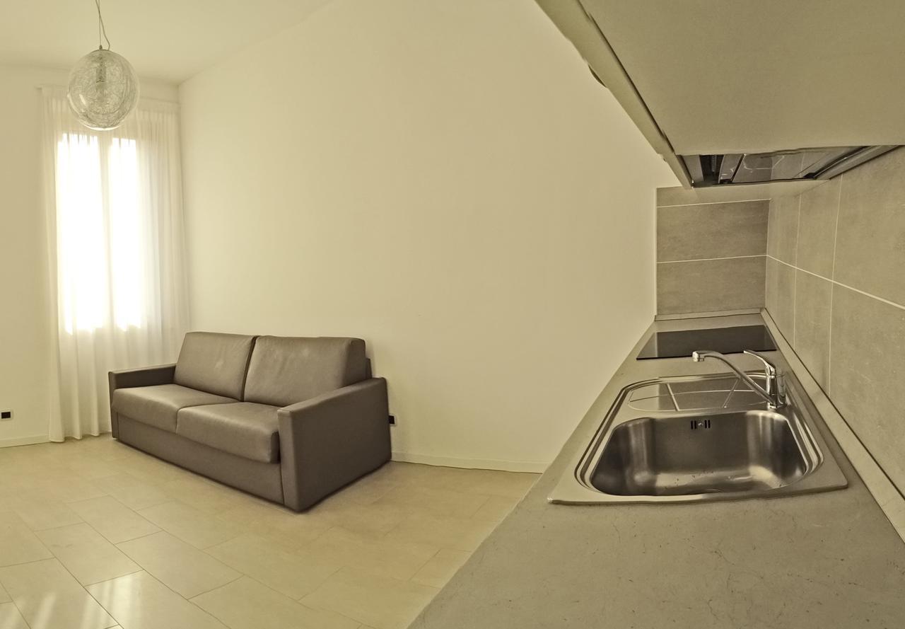 Campione Ora Apartments By Gardadomusmea กัมปิโอเน เดล การ์ดา ภายนอก รูปภาพ