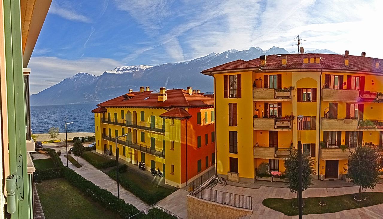 Campione Ora Apartments By Gardadomusmea กัมปิโอเน เดล การ์ดา ภายนอก รูปภาพ