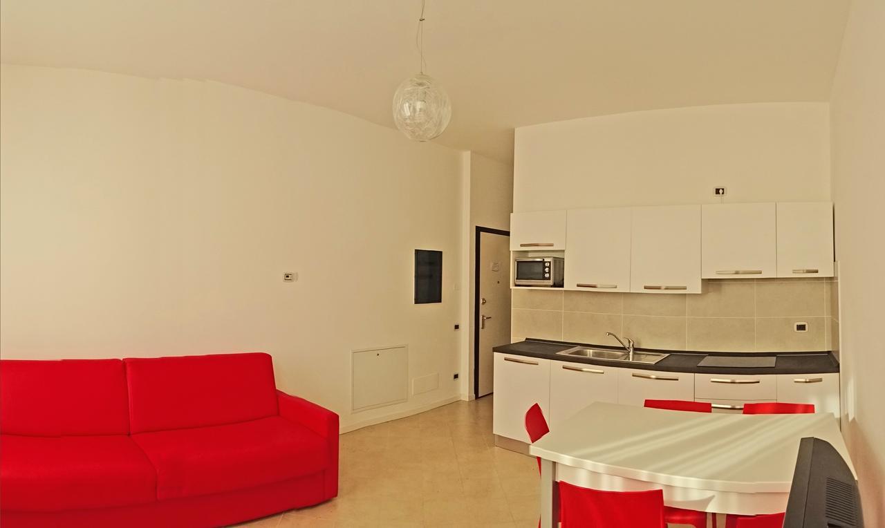 Campione Ora Apartments By Gardadomusmea กัมปิโอเน เดล การ์ดา ภายนอก รูปภาพ