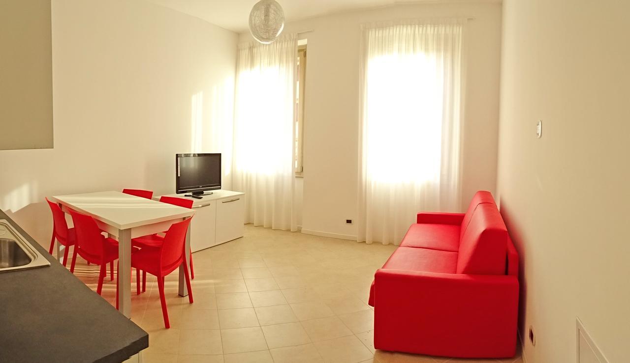 Campione Ora Apartments By Gardadomusmea กัมปิโอเน เดล การ์ดา ภายนอก รูปภาพ